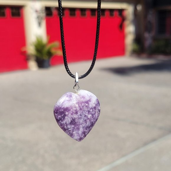 Lepidolite Gemstone Heart Pendant - Picture 3 of 5